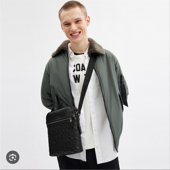 Coach Houston Flight Bag in Signature Leather - Picture 3 of 10